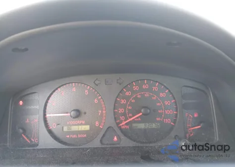 2002 Toyota Corolla S из США, поврежденный, VIN 2T1BR12E32C533403